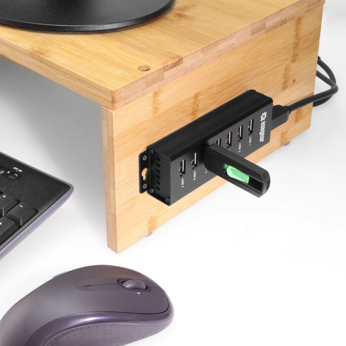 7-Port USB 3.2 Gen 1 Charging and SuperSpeed Mountable Data Hub